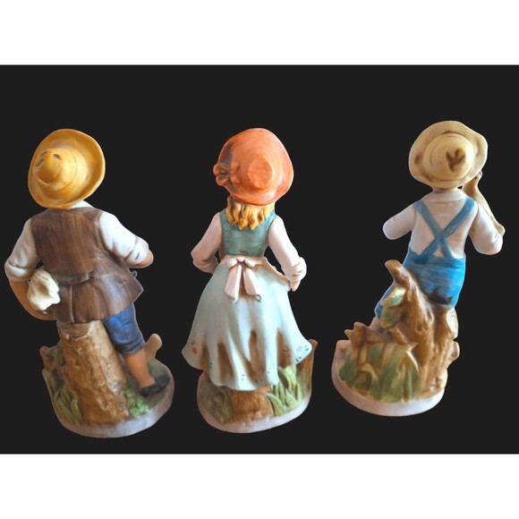 LOT Homco Figurines Harvest Farm Boy Girl With Vegetables Boy With Chicken - Picture 5 of 13